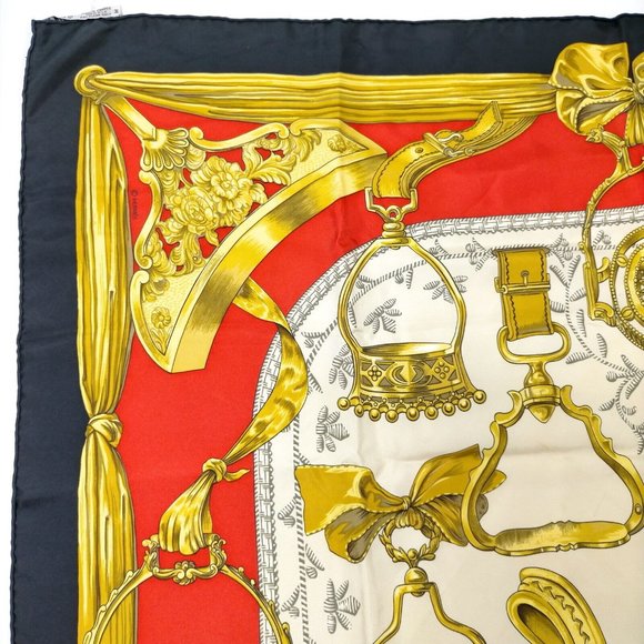 Hermes scarf Carre 90 Reds Silk100% - Picture 3 of 9